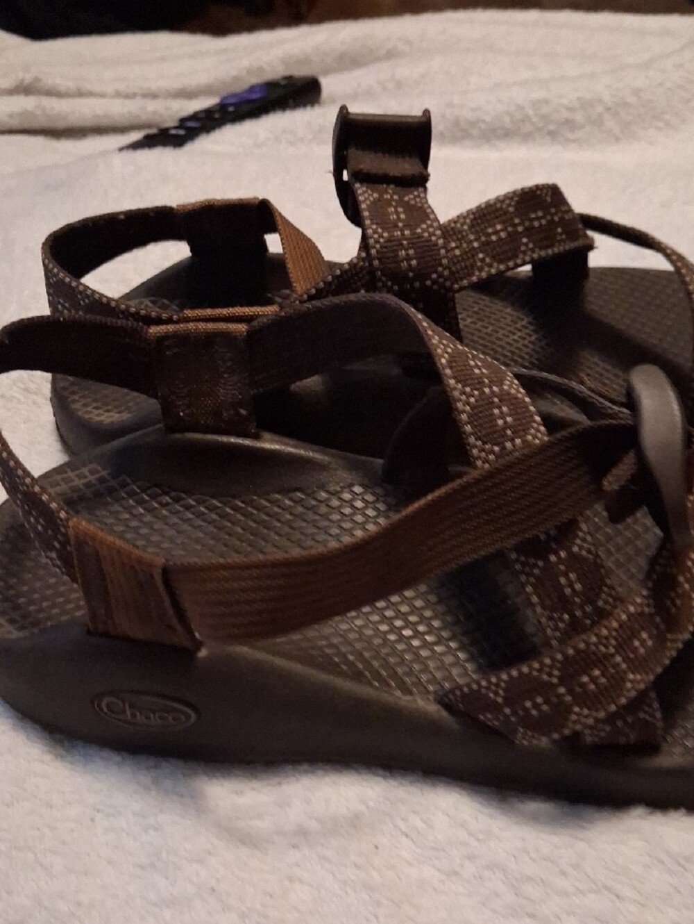 Chaco Brown Patterned Men’s Adjustable Strap Sandals - Picture 7 of 12